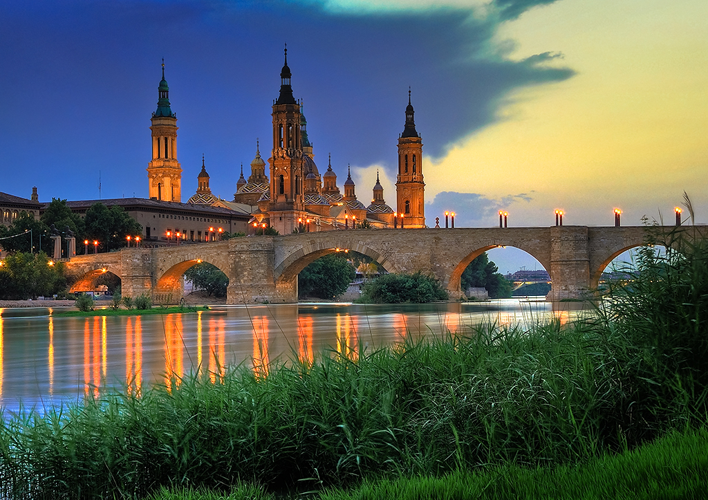 Basílica del Pilar - Río Ebro, Zaragoza. (Spain, 2008 )